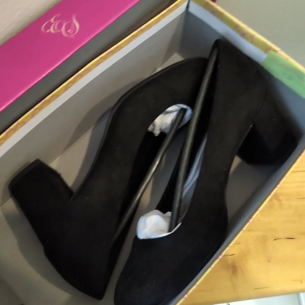 Easy Street Proper Pumps Sz 7 NEW 2" block heel BLACK SuperFlex sole SuperSuede - Picture 10 of 16